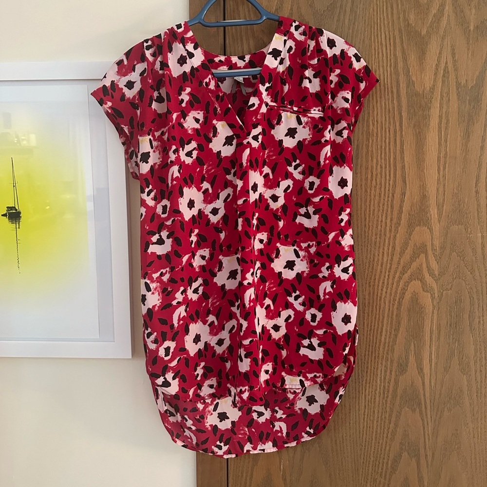 Dynamite High/Low Floral Top